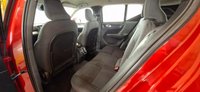 USED 2020 VOLVO XC40 1.5 T3 Momentum SUV 5dr Petrol Manual Euro 6 (s/s) (163 ps) 