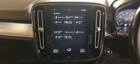 USED 2020 VOLVO XC40 1.5 T3 Momentum SUV 5dr Petrol Manual Euro 6 (s/s) (163 ps) 