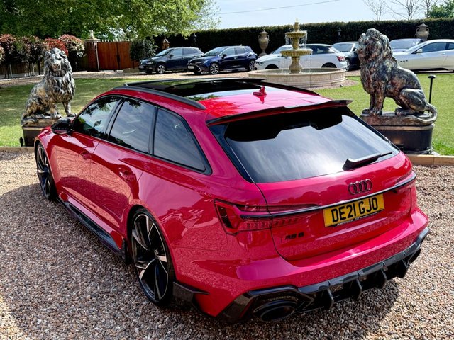View our AUDI RS6 AVANT