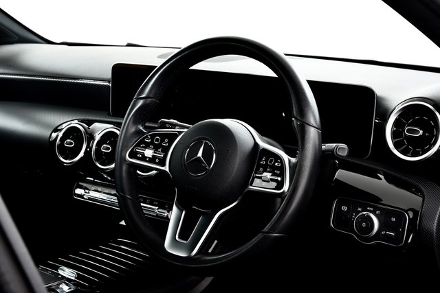 USED 2019 68 MERCEDES-BENZ A-CLASS 1.3 A200 Sport (Executive) Hatchback 5dr Petrol 7G-DCT Euro 6 (s/s) (163 ps) SatNav | Camera | Heated Seats