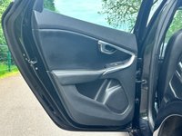 USED 2016 65 VOLVO V40 1.5 T3 R-Design Lux Nav Hatchback 5dr Petrol Auto Euro 6 (s/s) (152 ps) XENIUM PACK, PAN ROOF, CAMERA