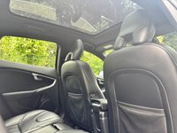 USED 2016 65 VOLVO V40 1.5 T3 R-Design Lux Nav Hatchback 5dr Petrol Auto Euro 6 (s/s) (152 ps) XENIUM PACK, PAN ROOF, CAMERA