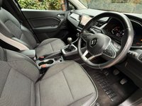 USED 2022 RENAULT CAPTUR 1.3 TCe SE Edition SUV 5dr Petrol Manual Euro 6 (s/s) (140 ps) 