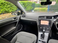 USED 2018 18 VOLKSWAGEN GOLF 1.6 TDI SE Nav Hatchback 5dr Diesel DSG Euro 6 (s/s) (115 ps) 