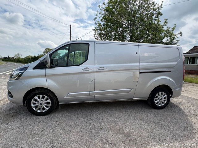 View our FORD TRANSIT CUSTOM