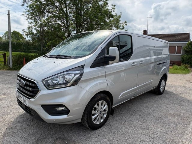 FORD TRANSIT CUSTOM at Hyetts Garage