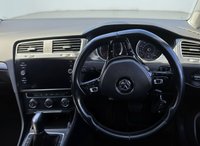 USED 2019 68 VOLKSWAGEN GOLF 1.6 TDI SE Nav Hatchback 5dr Diesel DSG Euro 6 (s/s) (115 ps) 