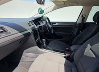 USED 2019 68 VOLKSWAGEN GOLF 1.6 TDI SE Nav Hatchback 5dr Diesel DSG Euro 6 (s/s) (115 ps) 