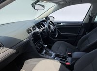 USED 2019 68 VOLKSWAGEN GOLF 1.6 TDI SE Nav Hatchback 5dr Diesel DSG Euro 6 (s/s) (115 ps) 