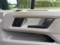 USED 2021 70 VOLKSWAGEN CRAFTER 2.0 TDI CR35 Trendline Panel Van 5dr Diesel Automatic FWD MWB Euro 6 (s/s) (140 ps) A/C-racking-sensors-cam-heat screen