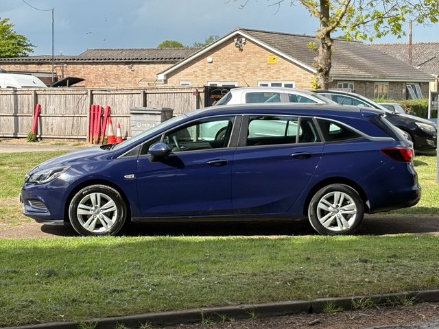 View our VAUXHALL ASTRA