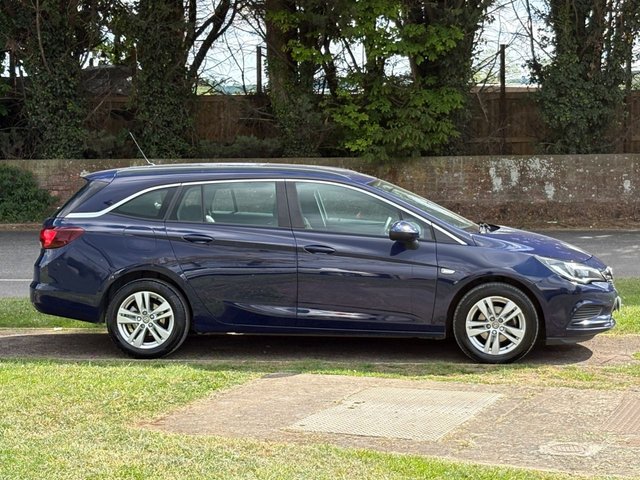 View our VAUXHALL ASTRA