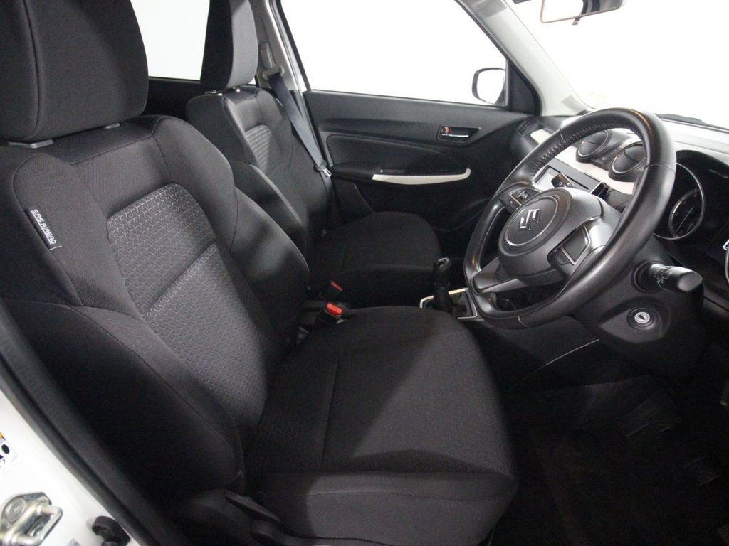 USED 2020 70 SUZUKI SWIFT 1.2 Dualjet MHEV Attitude Hatchback 5dr Petrol Hybrid Manual Euro 6 (s/s) (90 ps) 