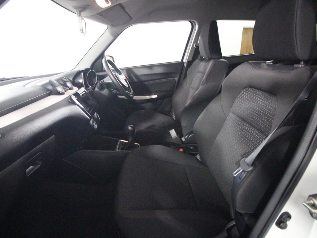 USED 2020 70 SUZUKI SWIFT 1.2 Dualjet MHEV Attitude Hatchback 5dr Petrol Hybrid Manual Euro 6 (s/s) (90 ps) 