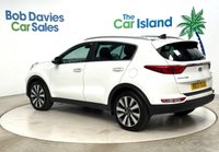 USED 2017 17 KIA SPORTAGE 1.7 CRDi 3 SUV 5dr Diesel DCT Euro 6 (s/s) (139 bhp) Gorgeous Spec AUTO with Glass Roof, Heated Leather, 19" Alloys, Parking Camera, SATNAV, JBL Sound System, CARPLAY 52000 Miles & Full Service History