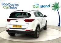 USED 2017 17 KIA SPORTAGE 1.7 CRDi 3 SUV 5dr Diesel DCT Euro 6 (s/s) (139 bhp) Gorgeous Spec AUTO with Glass Roof, Heated Leather, 19" Alloys, Parking Camera, SATNAV, JBL Sound System, CARPLAY 52000 Miles & Full Service History