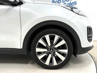 USED 2017 17 KIA SPORTAGE 1.7 CRDi 3 SUV 5dr Diesel DCT Euro 6 (s/s) (139 bhp) Gorgeous Spec AUTO with Glass Roof, Heated Leather, 19" Alloys, Parking Camera, SATNAV, JBL Sound System, CARPLAY 52000 Miles & Full Service History