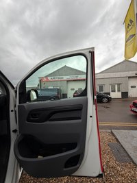 USED 2022 22 VAUXHALL VIVARO 1.5 Turbo D 2900 Dynamic Panel Van 6dr Diesel Manual L2 H1 Euro 6 (s/s) (100 ps) Drives superb