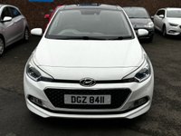 USED 2015 HYUNDAI I20 1.4 Premium SE Hatchback 5dr Petrol Manual Euro 6 (100 ps) 9 STAMPS IN BOOK, PAN ROOF