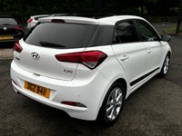 USED 2015 HYUNDAI I20 1.4 Premium SE Hatchback 5dr Petrol Manual Euro 6 (100 ps) 9 STAMPS IN BOOK, PAN ROOF