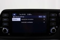 USED 2023 23 HYUNDAI I20 1.0 T-GDi MHEV SE Connect Hatchback 5dr Petrol Hybrid Manual Euro 6 (s/s) (100 ps) 1 OWNER, CAMERA, APPLE CARPLAY