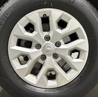 USED 2022 22 DACIA DUSTER 1.0 TCe Comfort SUV 5dr Petrol Manual Euro 6 (s/s) (90 ps) 