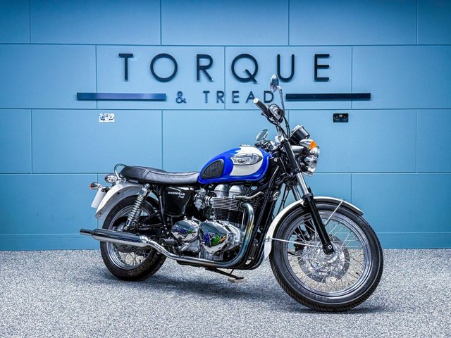 2007 57 Triumph Bonneville T100 865 Roadster/Retro Petrol Manual