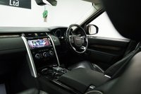 USED 2017 17 LAND ROVER DISCOVERY 3.0 TD V6 HSE Auto 4WD Euro 6 (s/s) 5dr Panoramic Roof, Black Leather