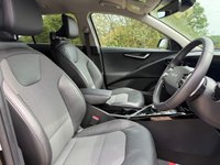 USED 2022 72 KIA NIRO 64.8kWh 3 SUV 5dr Electric Auto (201 bhp) VAT Qualifying
