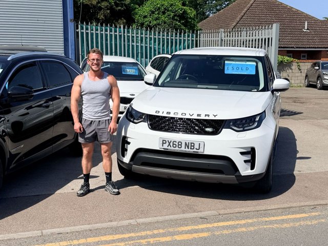 2018 68 Land Rover Discovery 2.0 SD4 SE SUV 5dr Diesel Auto 4WD Euro 6 (s/s) (240 ps)