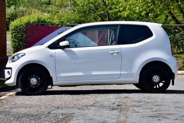 View our VOLKSWAGEN UP!