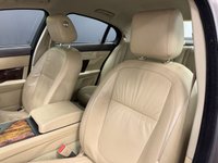 USED 2010 60 JAGUAR XF 3.0d V6 Luxury Saloon 4dr Diesel Auto Euro 5 (240 ps) 