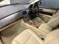 USED 2010 60 JAGUAR XF 3.0d V6 Luxury Saloon 4dr Diesel Auto Euro 5 (240 ps) 