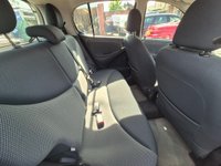 USED 2005 54 TOYOTA YARIS 1.3 VVT-i T Spirit 5dr AUTO LOW MILES FAMILY OWNED