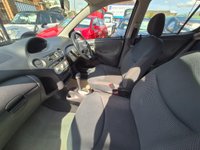 USED 2005 54 TOYOTA YARIS 1.3 VVT-i T Spirit 5dr AUTO LOW MILES FAMILY OWNED