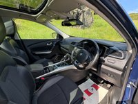 USED 2017 67 RENAULT KADJAR 1.5 dCi Signature Nav SUV 5dr Diesel EDC Euro 6 (s/s) (110 ps) 