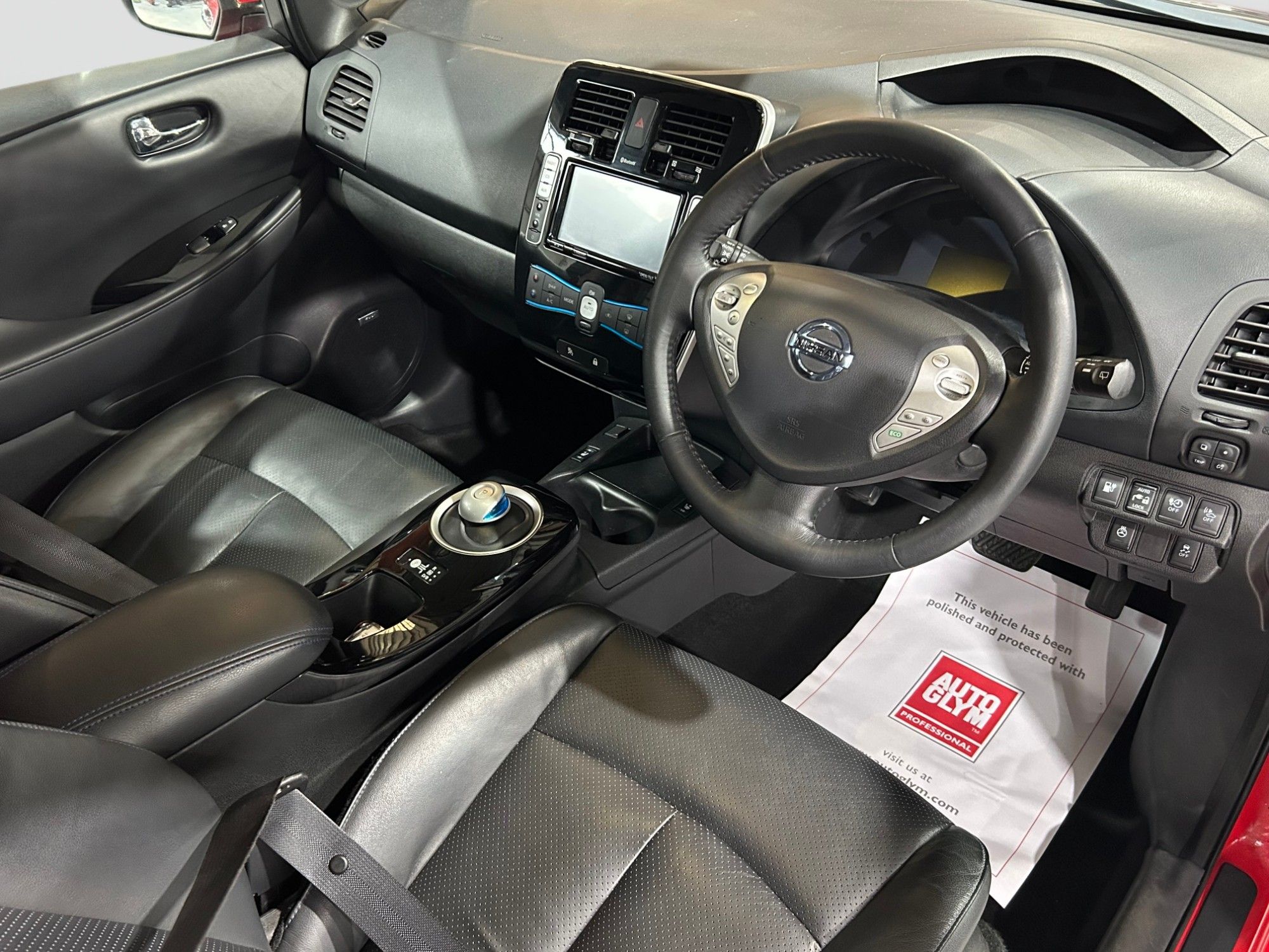 USED 2017 17 NISSAN LEAF 30kWh Tekna Hatchback 5dr Electric Auto (109 bhp) 