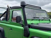 USED 2007 57 LAND ROVER DEFENDER 2.4 TDCi Pickup 2dr Diesel Manual 4WD SWB Euro 4 (122 bhp) **VIPER GREEN**CUSTOM EXHAUST**REAR ROLL CAGE**
