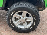 USED 2007 57 LAND ROVER DEFENDER 2.4 TDCi Pickup 2dr Diesel Manual 4WD SWB Euro 4 (122 bhp) **VIPER GREEN**CUSTOM EXHAUST**REAR ROLL CAGE**
