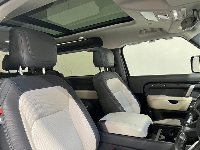 View our LAND ROVER DEFENDER
