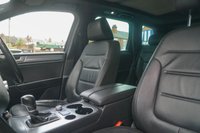 USED 2015 15 VOLKSWAGEN TOUAREG 3.0 TDI V6 BlueMotion Tech R-Line SUV 5dr Diesel Tiptronic 4WD Euro 6 (s/s) (262 ps) 