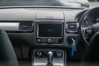 USED 2015 15 VOLKSWAGEN TOUAREG 3.0 TDI V6 BlueMotion Tech R-Line SUV 5dr Diesel Tiptronic 4WD Euro 6 (s/s) (262 ps) 