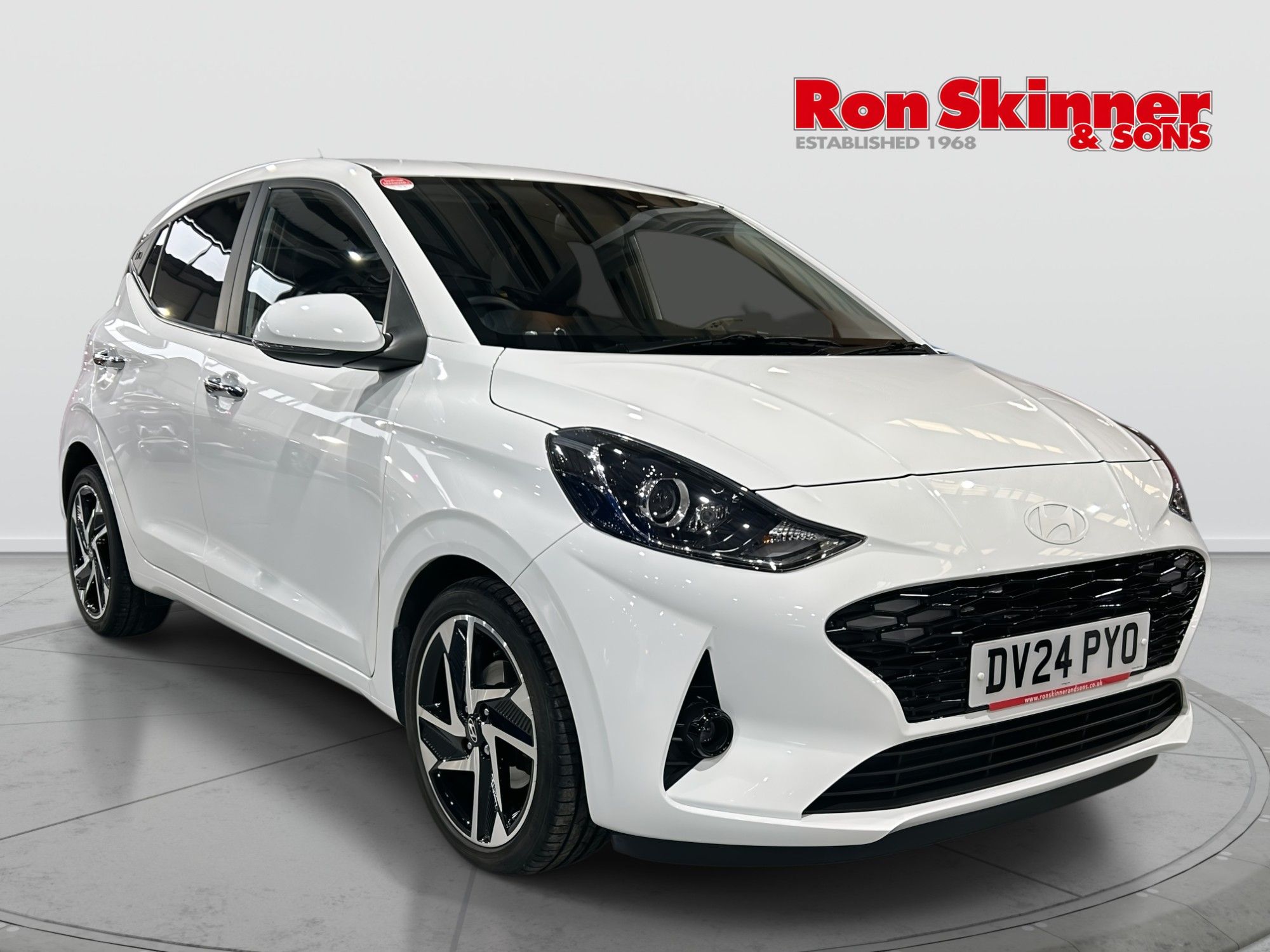 USED 2024 24 HYUNDAI I10 1.0 Premium Hatchback 5dr Petrol Auto Euro 6 (s/s) (67 ps) 