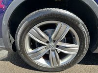 USED 2017 17 VOLKSWAGEN TIGUAN 2.0 TDI BlueMotion Tech SEL SUV 5dr Diesel Manual 4Motion Euro 6 (s/s) (150 ps) 