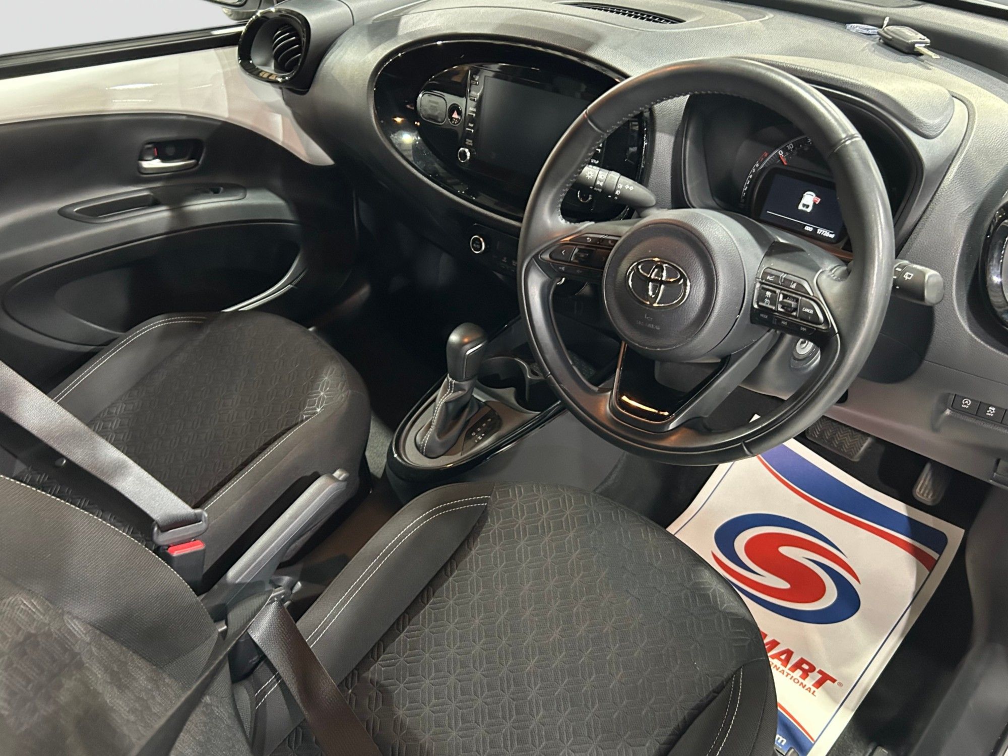 USED 2023 23 TOYOTA AYGO X 1.0 VVT-i Edge Hatchback 5dr Petrol x-shift Euro 6 (s/s) (72 ps) 