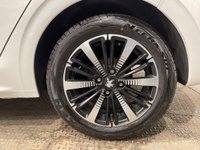 USED 2019 69 PEUGEOT 208 1.2 PureTech Tech Edition Hatchback 5dr Petrol Manual Euro 6 (s/s) (82 ps) Reverse Camera