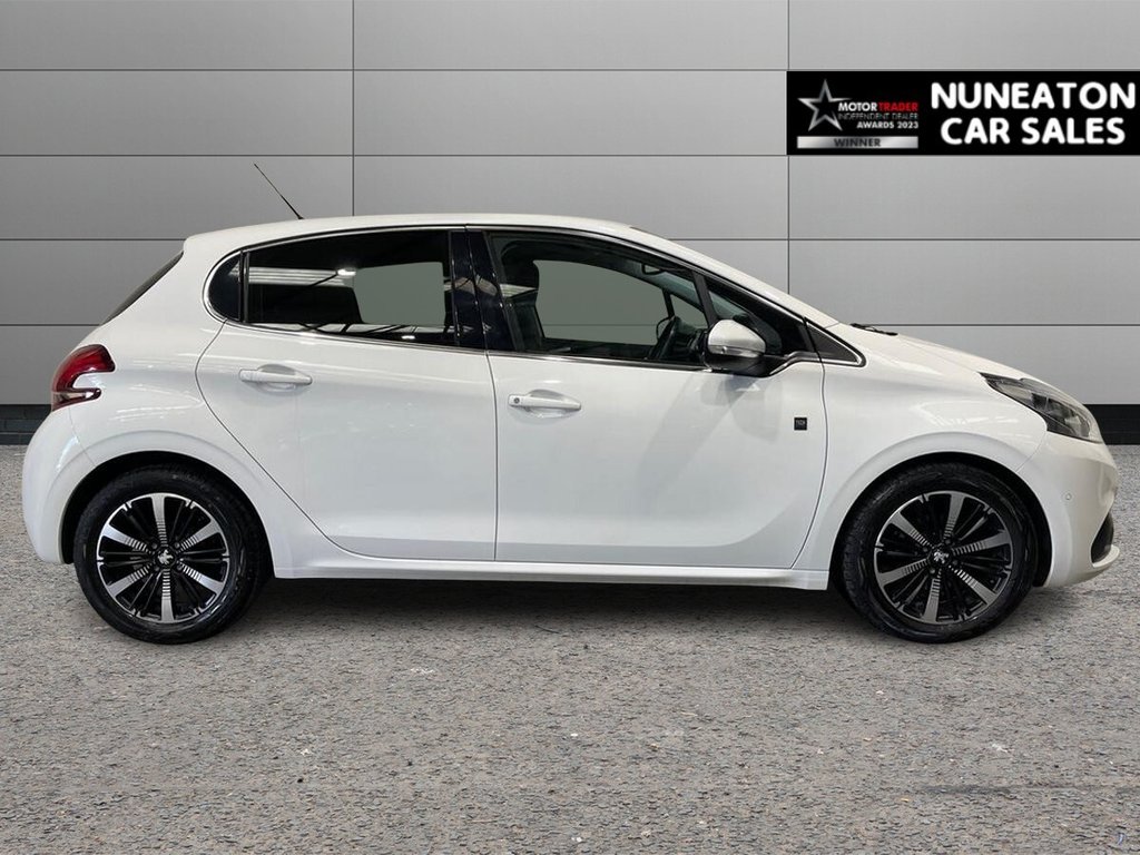 USED 2019 69 PEUGEOT 208 1.2 PureTech Tech Edition Hatchback 5dr Petrol Manual Euro 6 (s/s) (82 ps) Reverse Camera