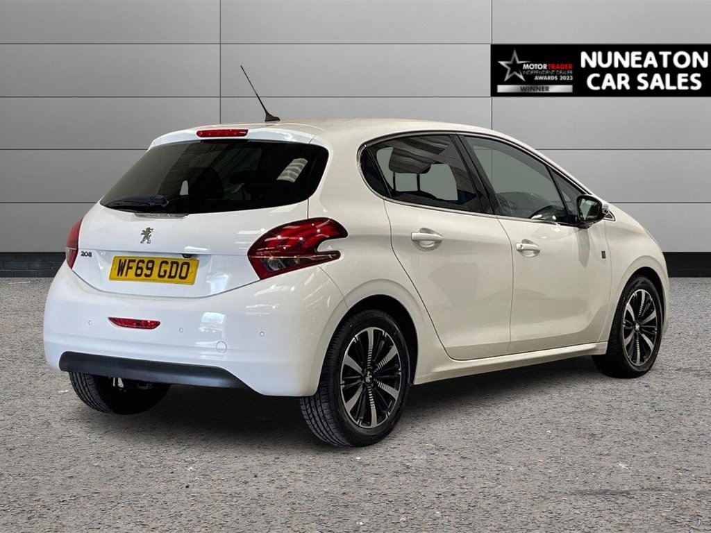 USED 2019 69 PEUGEOT 208 1.2 PureTech Tech Edition Hatchback 5dr Petrol Manual Euro 6 (s/s) (82 ps) Reverse Camera