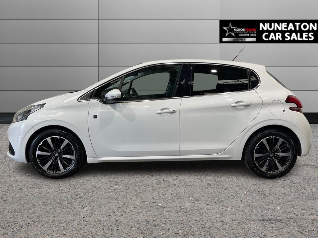 USED 2019 69 PEUGEOT 208 1.2 PureTech Tech Edition Hatchback 5dr Petrol Manual Euro 6 (s/s) (82 ps) Reverse Camera