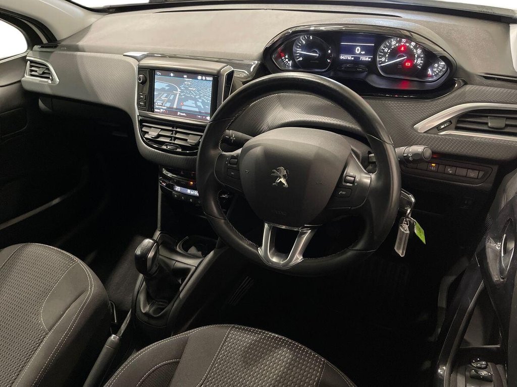 USED 2019 69 PEUGEOT 208 1.2 PureTech Tech Edition Hatchback 5dr Petrol Manual Euro 6 (s/s) (82 ps) Reverse Camera